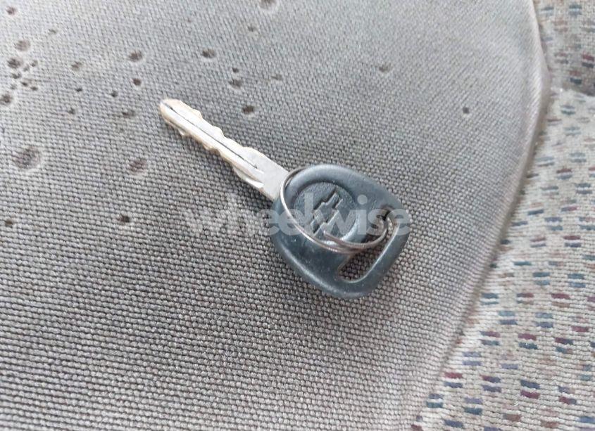 Photo 11 of 2003 Chevrolet Tahoe LS (VIN 1GNEC13Z63J126611)