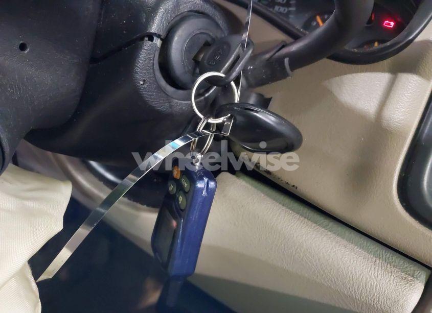 Photo 11 of 2003 Chevrolet Tahoe LT (VIN 1GNEC13Z63J300953)