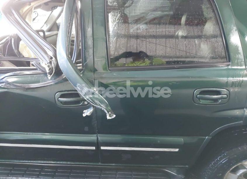 Photo 14 of 2003 Chevrolet Tahoe LT (VIN 1GNEC13Z63J300953)