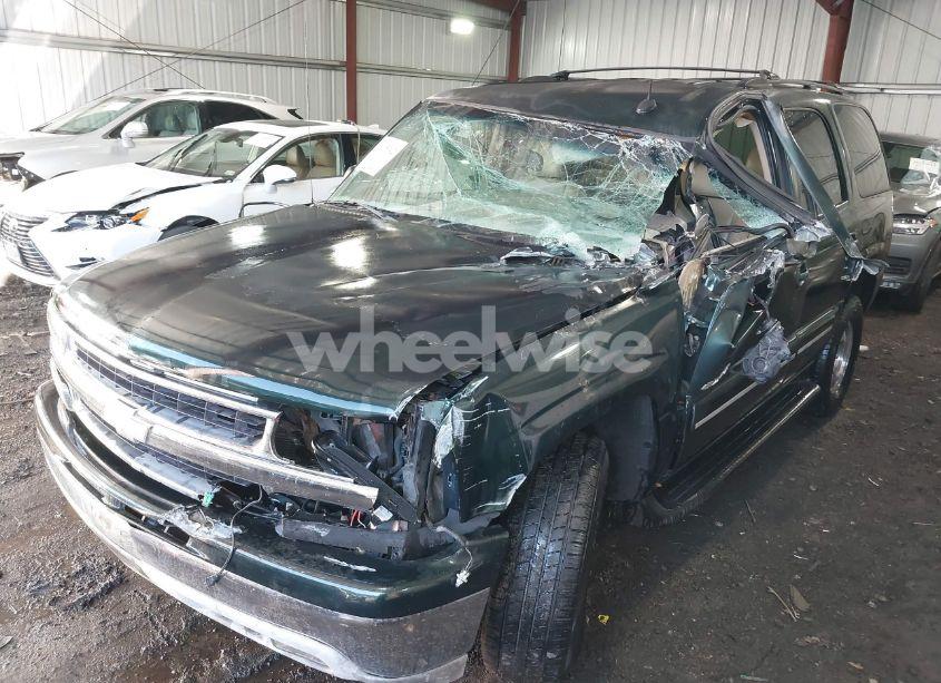 Photo 6 of 2003 Chevrolet Tahoe LT (VIN 1GNEC13Z63J300953)