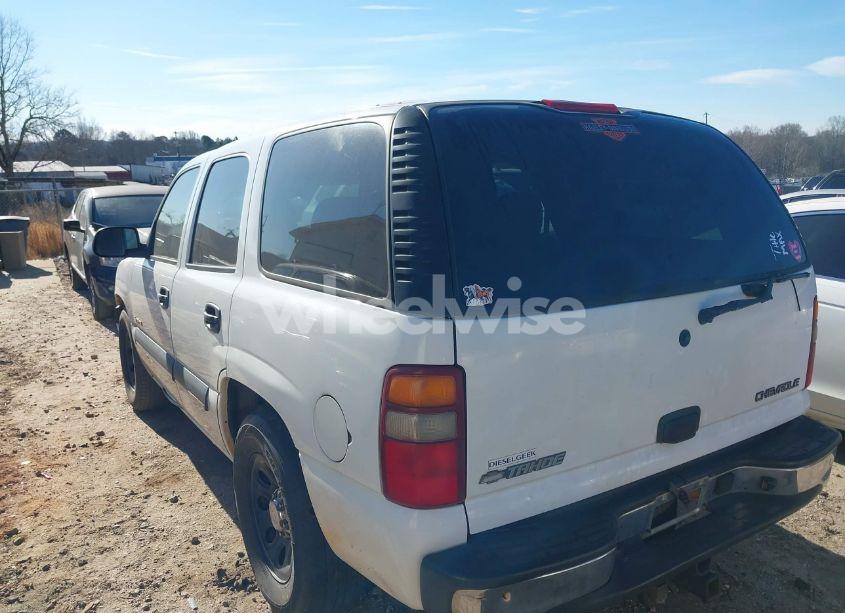 Photo 3 of 2003 Chevrolet Tahoe LS (VIN 1GNEC13Z63R140932)