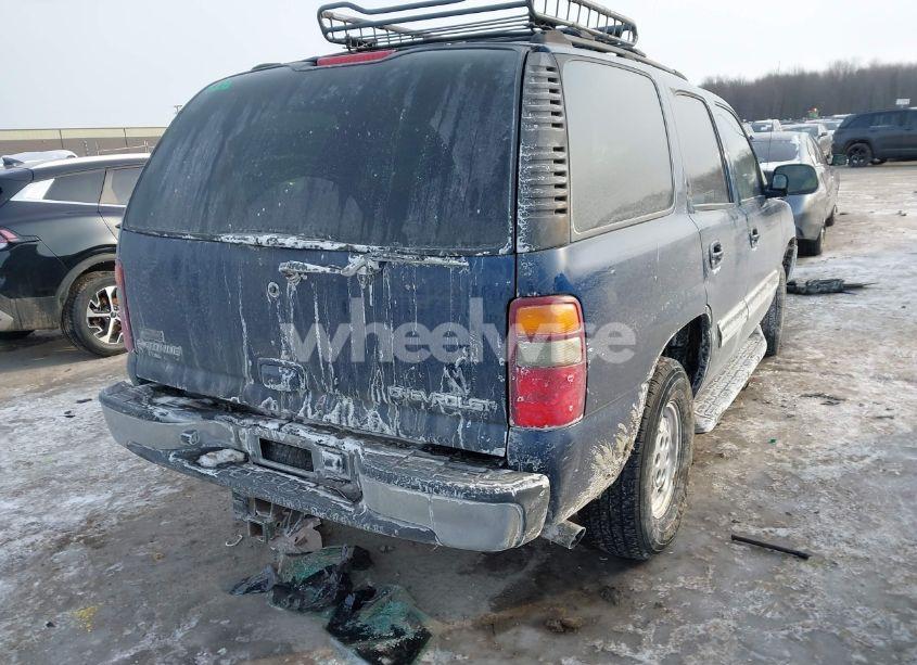 Photo 4 of 2003 Chevrolet Tahoe LT (VIN 1GNEC13Z63R182212)