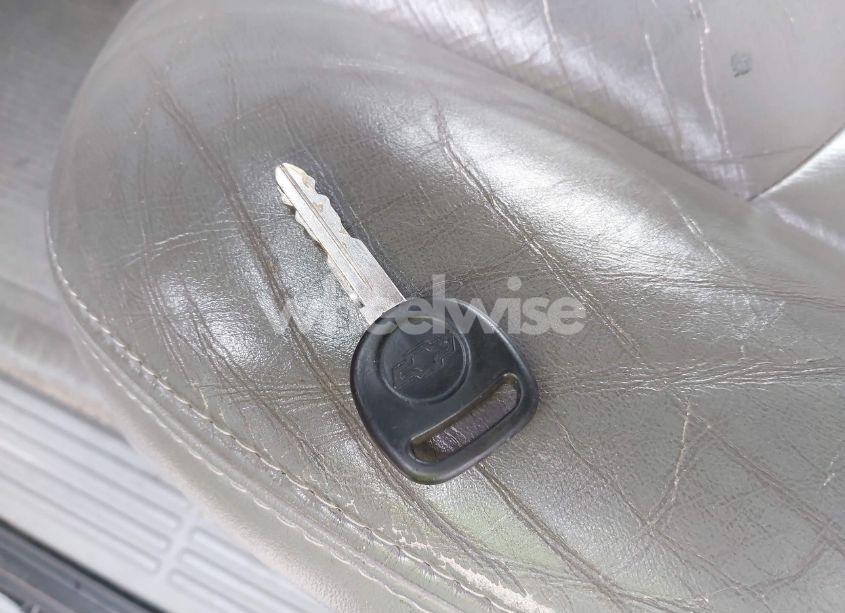 Photo 11 of 2004 Chevrolet Tahoe LT (VIN 1GNEC13Z64J162901)