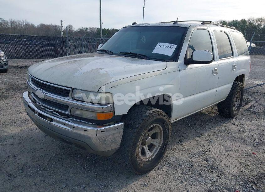 Photo 2 of 2004 Chevrolet Tahoe LT (VIN 1GNEC13Z64J254560)