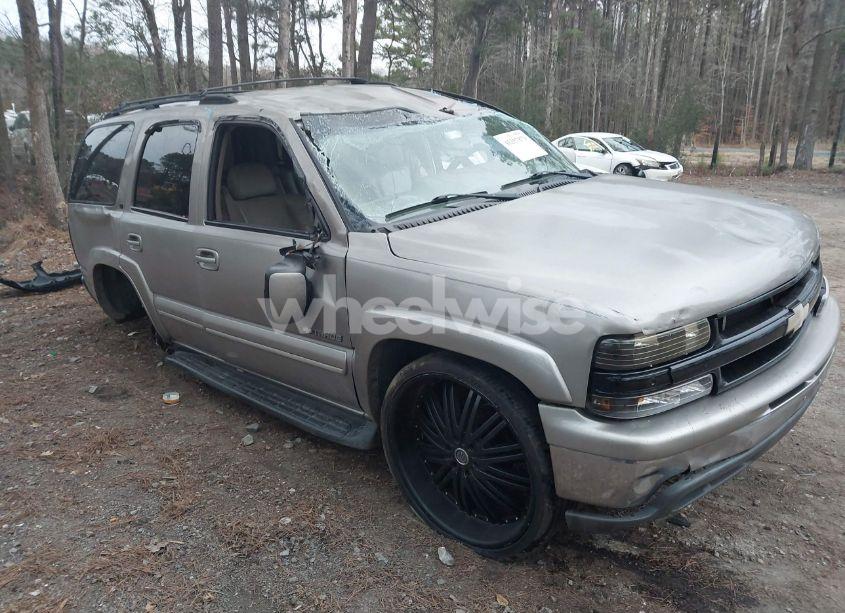 2003 Chevrolet Tahoe LT (VIN 1GNEC13Z73J206953) main photo