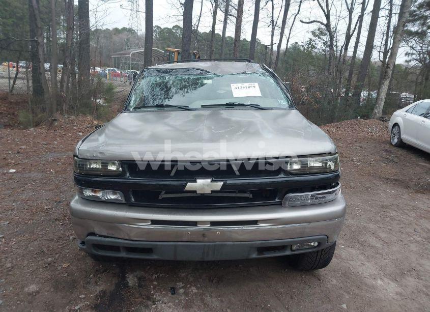 Photo 12 of 2003 Chevrolet Tahoe LT (VIN 1GNEC13Z73J206953)