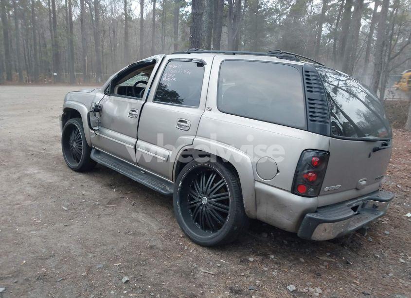 Photo 3 of 2003 Chevrolet Tahoe LT (VIN 1GNEC13Z73J206953)