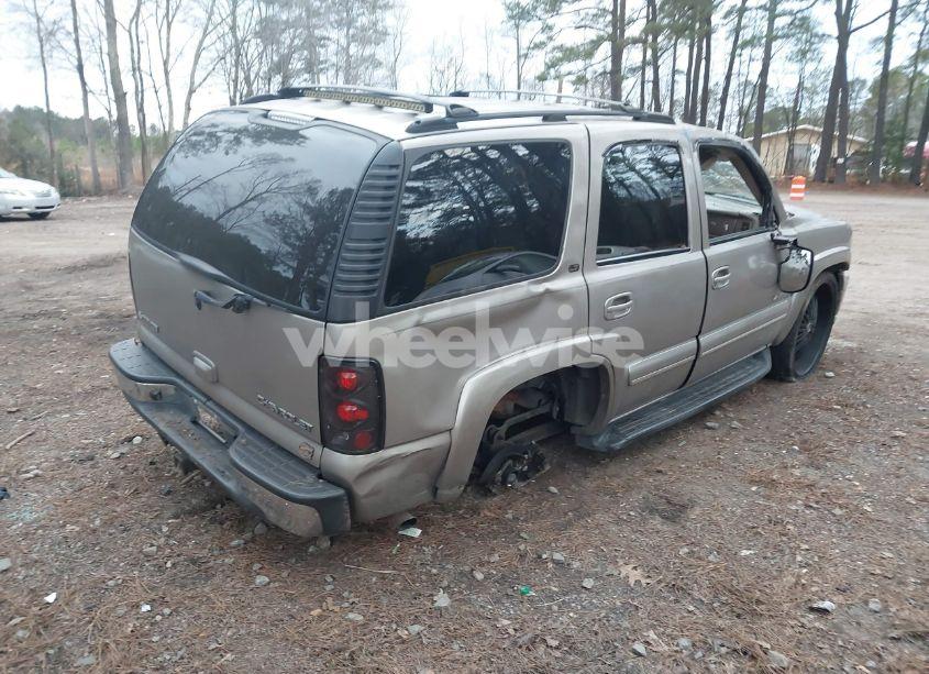 Photo 4 of 2003 Chevrolet Tahoe LT (VIN 1GNEC13Z73J206953)