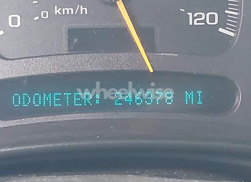 Photo 15 of 2003 Chevrolet Tahoe LT (VIN 1GNEC13Z73R243308)