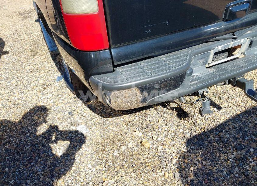 Photo 18 of 2003 Chevrolet Tahoe LT (VIN 1GNEC13Z73R243308)