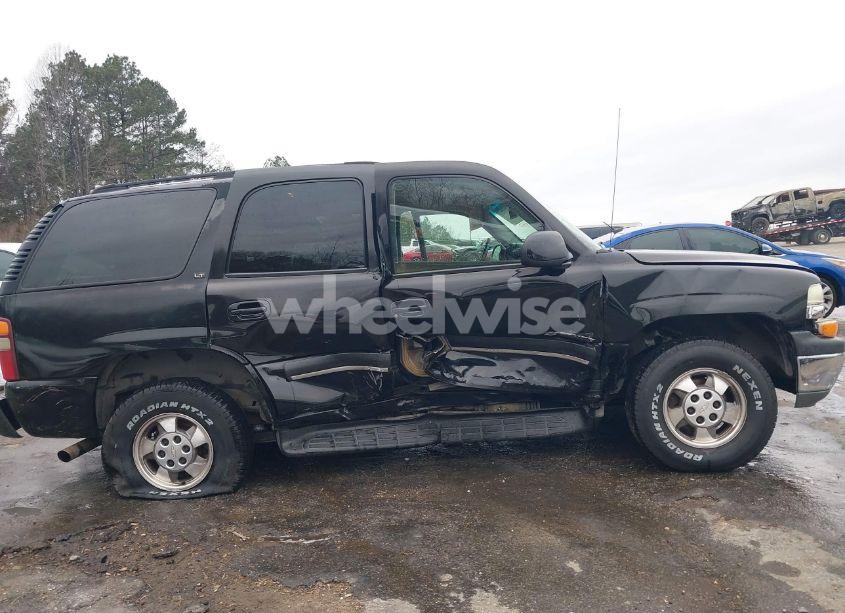 Photo 6 of 2003 Chevrolet Tahoe LT (VIN 1GNEC13Z73R243308)