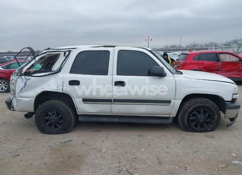 Photo 13 of 2004 Chevrolet Tahoe LS (VIN 1GNEC13Z74R313844)