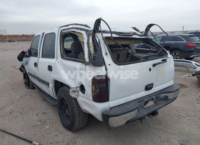 Photo 3 of 2004 Chevrolet Tahoe LS (VIN 1GNEC13Z74R313844)