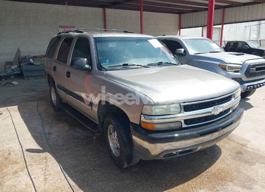 2002 Chevrolet Tahoe LS (VIN 1GNEC13Z82R259046) main photo