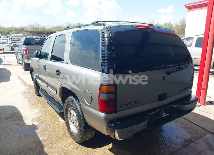 Photo 3 of 2002 Chevrolet Tahoe LS (VIN 1GNEC13Z82R259046)