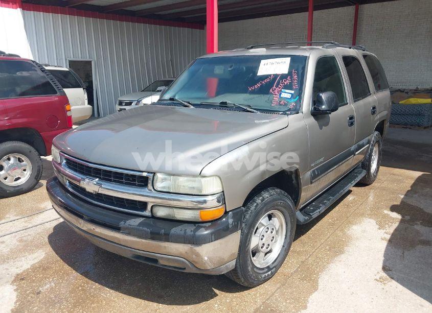 Photo 6 of 2002 Chevrolet Tahoe LS (VIN 1GNEC13Z82R259046)