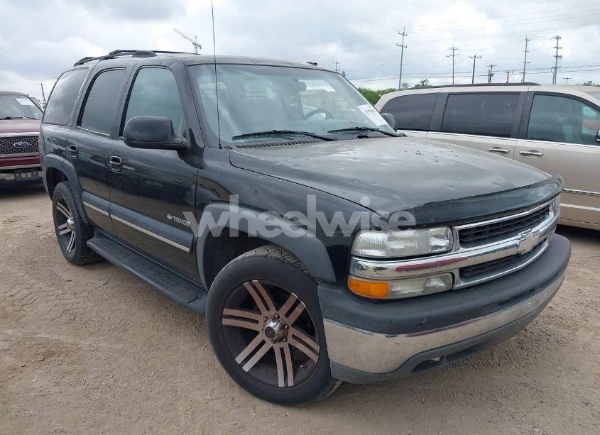2002 Chevrolet Tahoe LT (VIN 1GNEC13Z82R295741) main photo