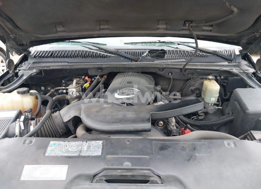 Photo 10 of 2002 Chevrolet Tahoe LT (VIN 1GNEC13Z82R295741)