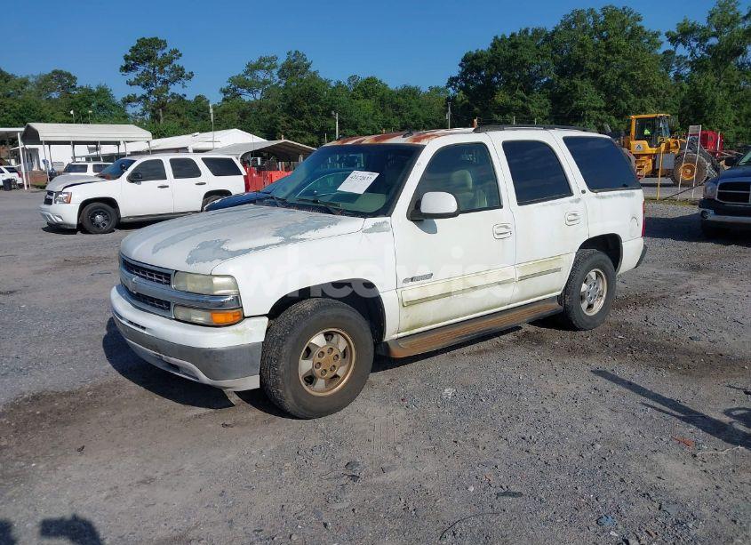 Photo 2 of 2003 Chevrolet Tahoe LT (VIN 1GNEC13Z83J195493)
