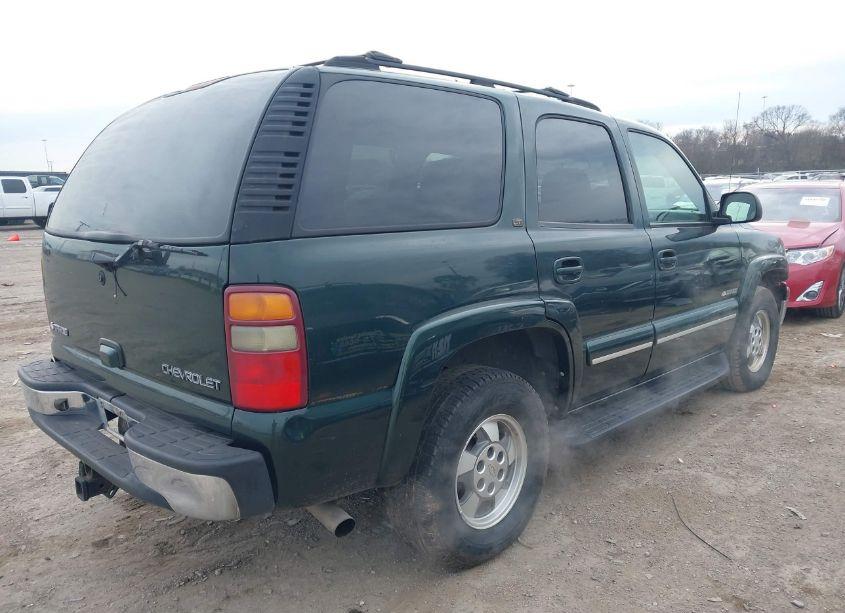 Photo 4 of 2003 Chevrolet Tahoe LT (VIN 1GNEC13Z83J302204)