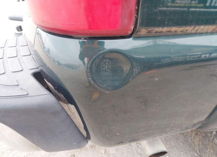 Photo 6 of 2003 Chevrolet Tahoe LT (VIN 1GNEC13Z83J302204)