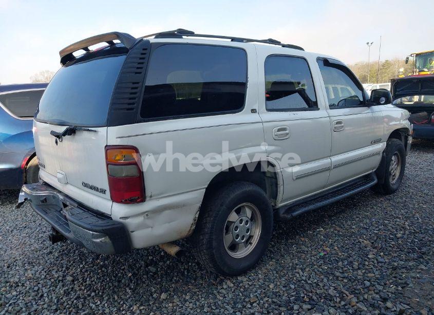 Photo 4 of 2003 Chevrolet Tahoe LT (VIN 1GNEC13Z83J321559)