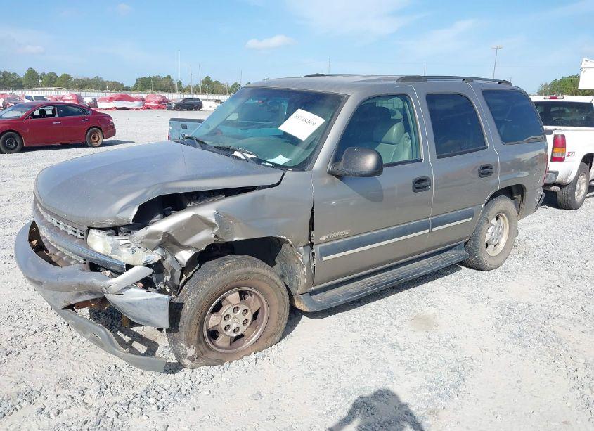 Photo 2 of 2003 Chevrolet Tahoe LS (VIN 1GNEC13Z83R125770)