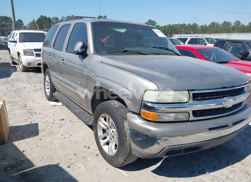 2003 Chevrolet Tahoe LT (VIN 1GNEC13Z83R192370) main photo