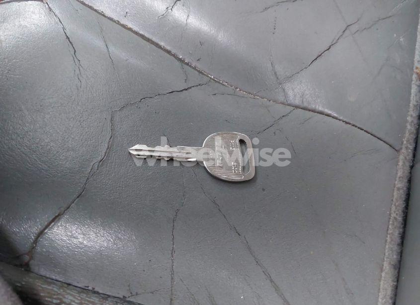 Photo 11 of 2003 Chevrolet Tahoe LT (VIN 1GNEC13Z83R192370)