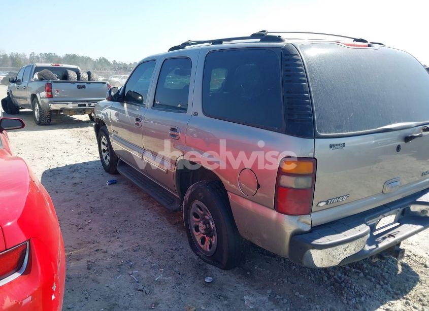 Photo 3 of 2003 Chevrolet Tahoe LT (VIN 1GNEC13Z83R192370)