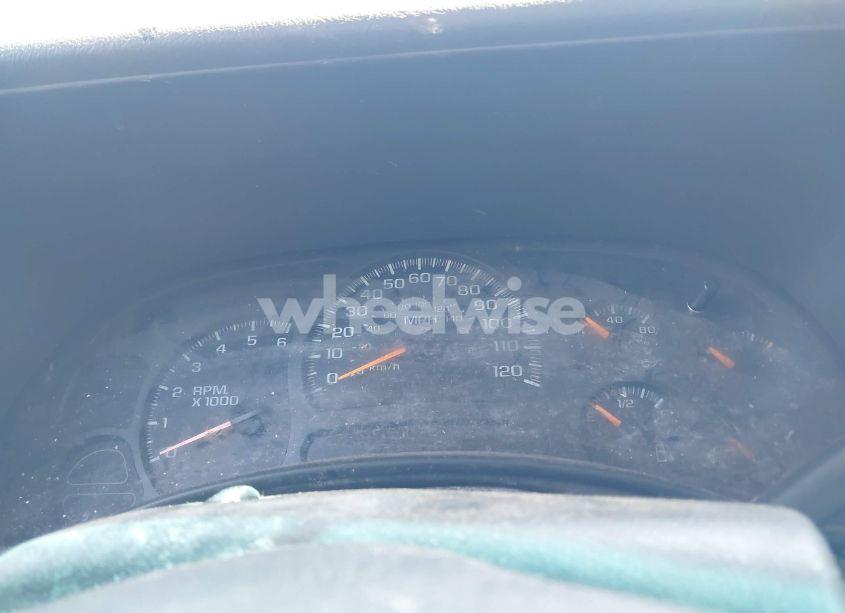 Photo 7 of 2003 Chevrolet Tahoe LT (VIN 1GNEC13Z83R192370)