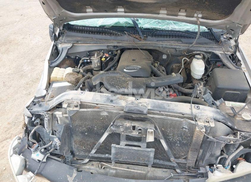 Photo 10 of 2004 Chevrolet Tahoe LS (VIN 1GNEC13Z84R284127)