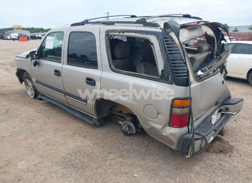 Photo 3 of 2004 Chevrolet Tahoe LS (VIN 1GNEC13Z84R284127)