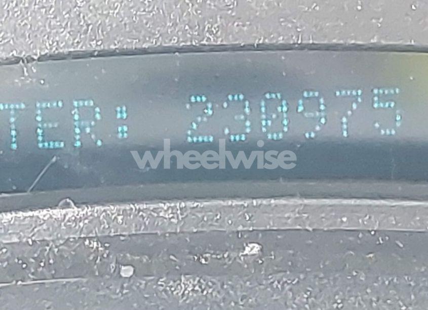 Photo 7 of 2004 Chevrolet Tahoe LS (VIN 1GNEC13Z84R284127)