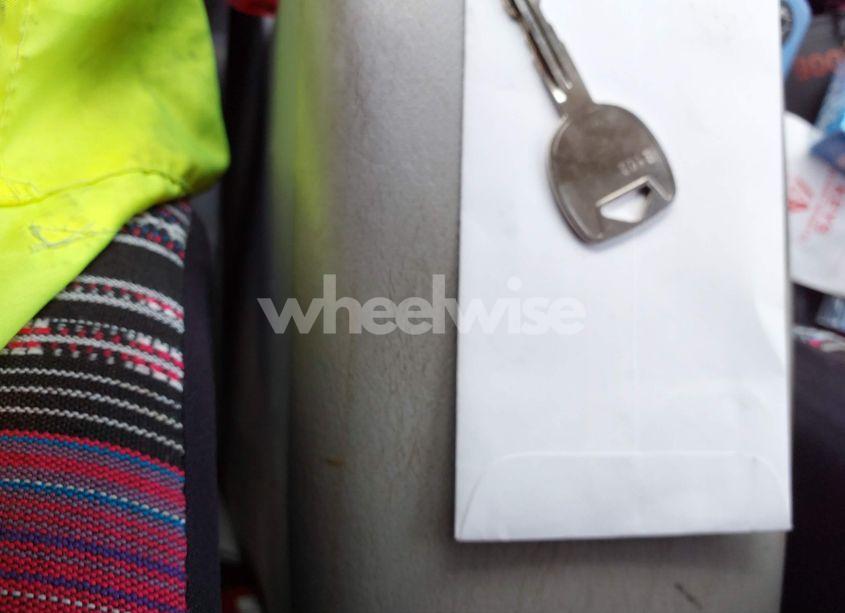 Photo 11 of 2002 Chevrolet Tahoe LT (VIN 1GNEC13Z92R171770)