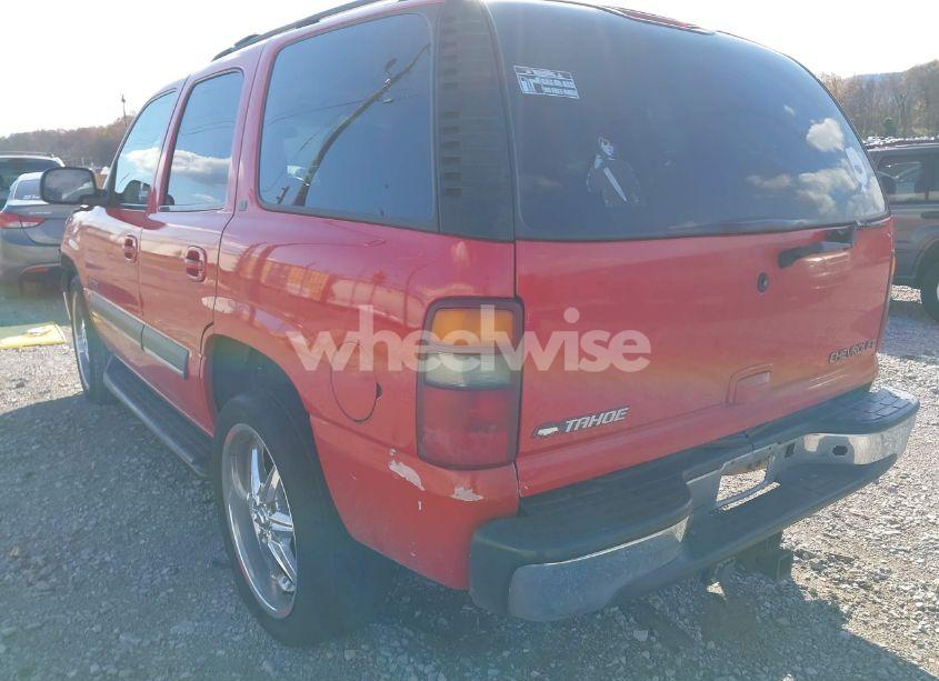 Photo 3 of 2002 Chevrolet Tahoe LT (VIN 1GNEC13Z92R171770)