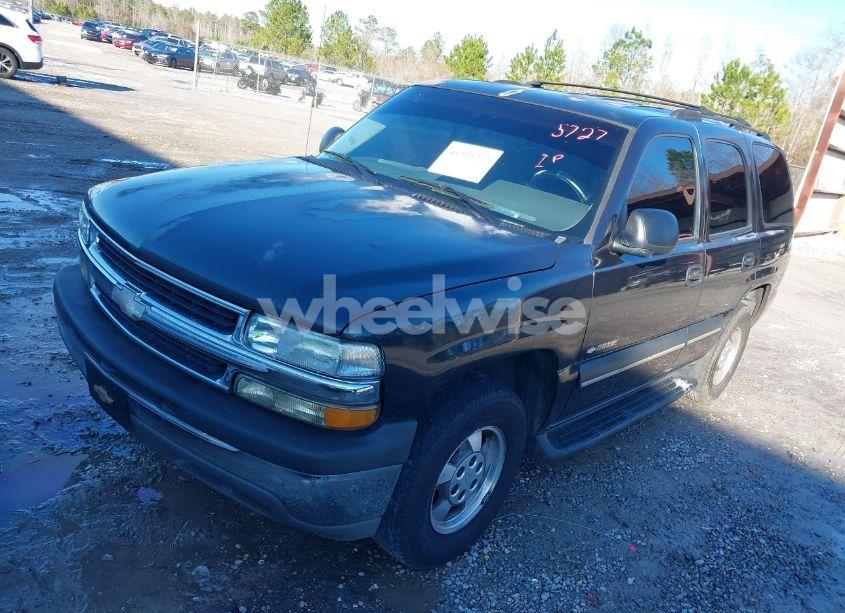 Photo 2 of 2003 Chevrolet Tahoe LS (VIN 1GNEC13Z93J317407)