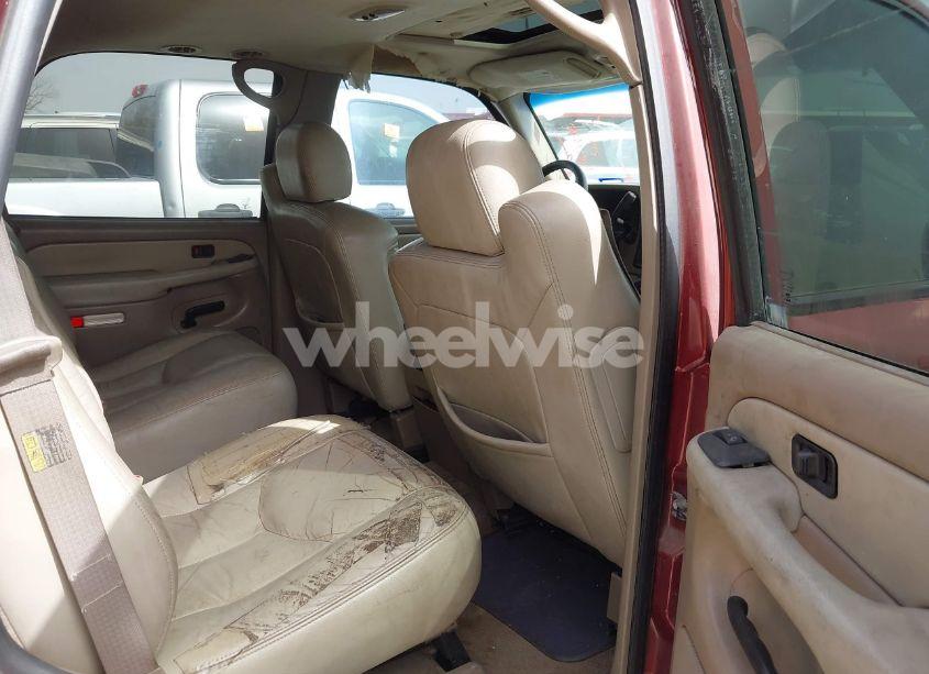 Photo 8 of 2003 Chevrolet Tahoe LT (VIN 1GNEC13Z93R107570)