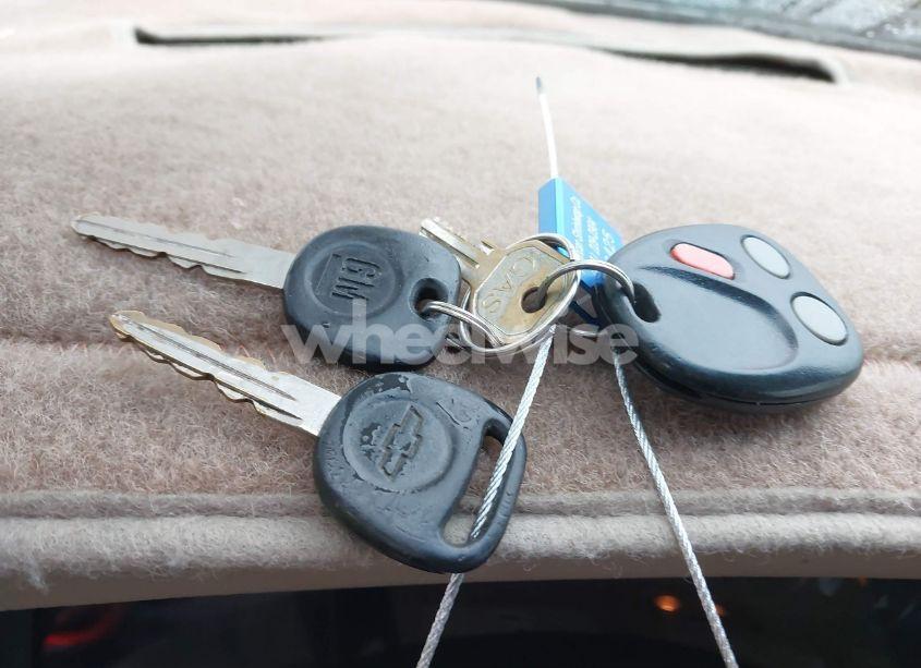 Photo 11 of 2003 Chevrolet Tahoe LT (VIN 1GNEC13Z93R238157)