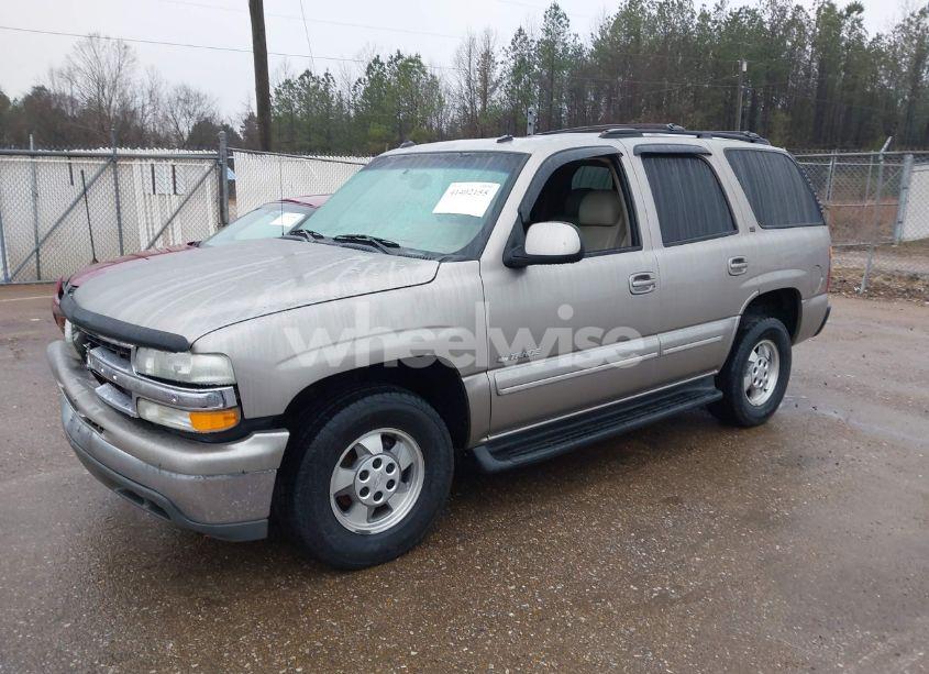 Photo 2 of 2003 Chevrolet Tahoe LT (VIN 1GNEC13Z93R238157)