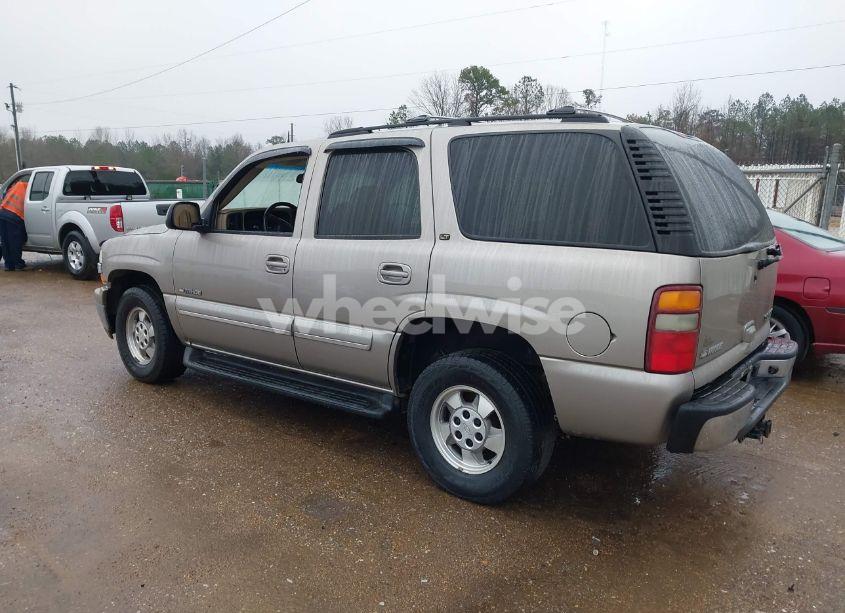 Photo 3 of 2003 Chevrolet Tahoe LT (VIN 1GNEC13Z93R238157)