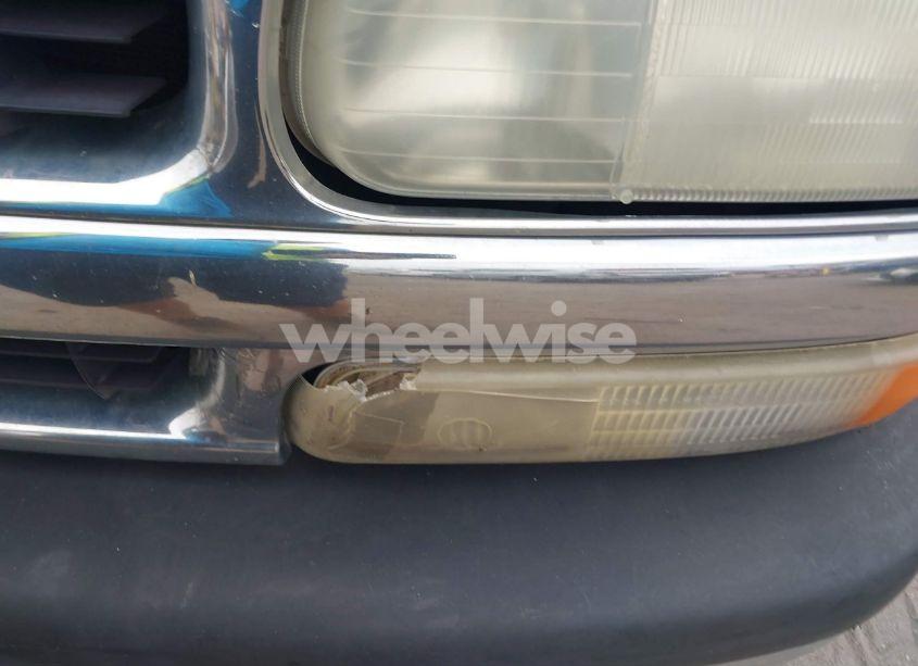 Photo 13 of 2003 Chevrolet Tahoe LT (VIN 1GNEC13Z93R296379)