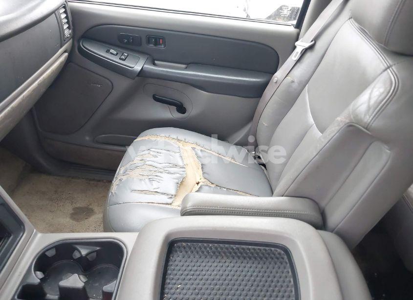 Photo 15 of 2003 Chevrolet Tahoe LT (VIN 1GNEC13Z93R296379)