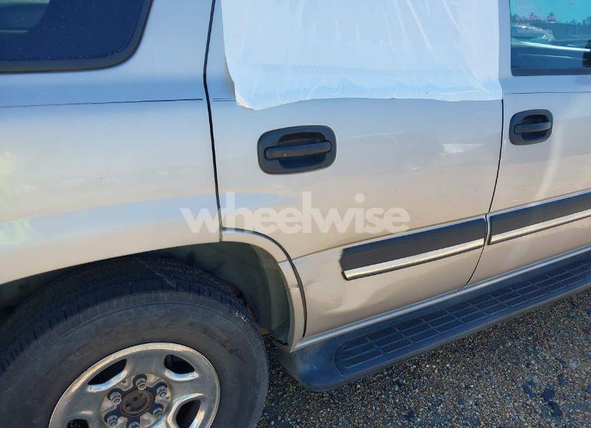 Photo 13 of 2004 Chevrolet Tahoe LS (VIN 1GNEC13Z94R253470)