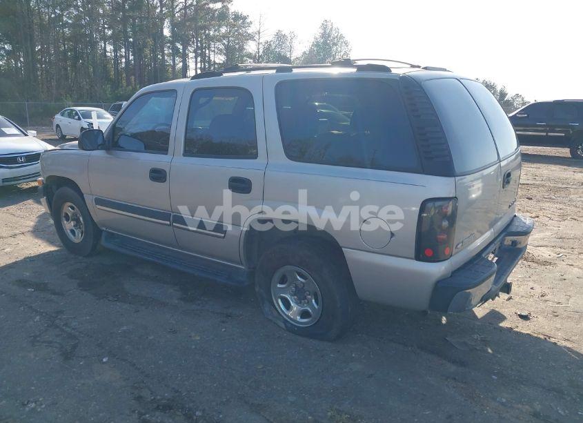 Photo 3 of 2004 Chevrolet Tahoe LS (VIN 1GNEC13Z94R253470)