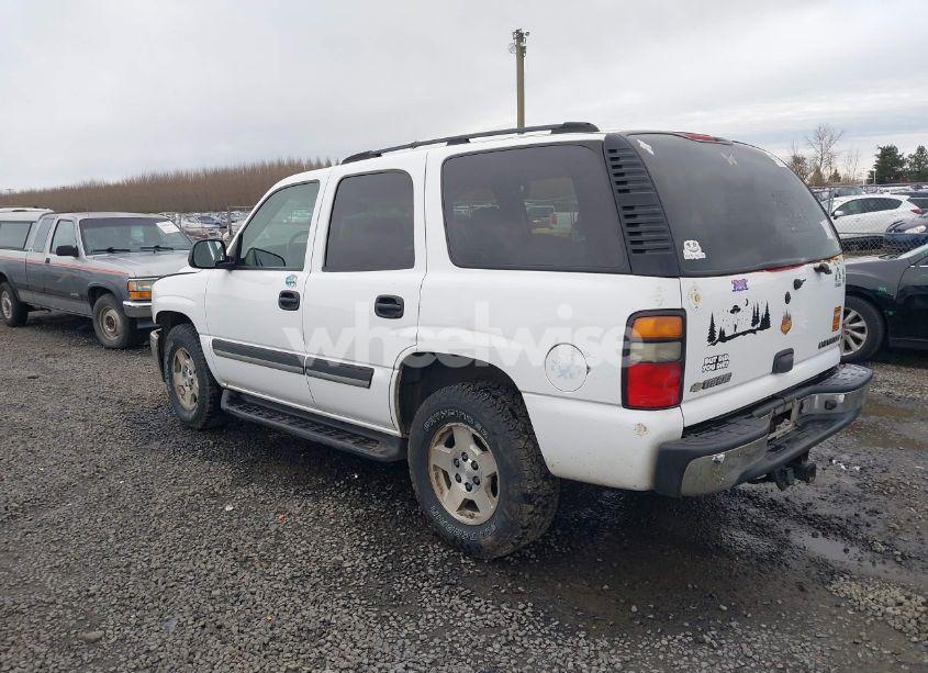 Photo 3 of 2004 Chevrolet Tahoe LS (VIN 1GNEC13Z94R265831)