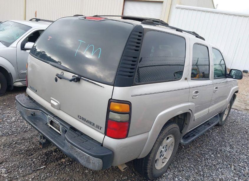 Photo 4 of 2004 Chevrolet Tahoe LT (VIN 1GNEC13Z94R310508)