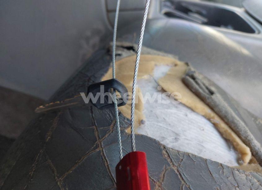 Photo 11 of 2006 Chevrolet Tahoe LT (VIN 1GNEC13Z96R126768)