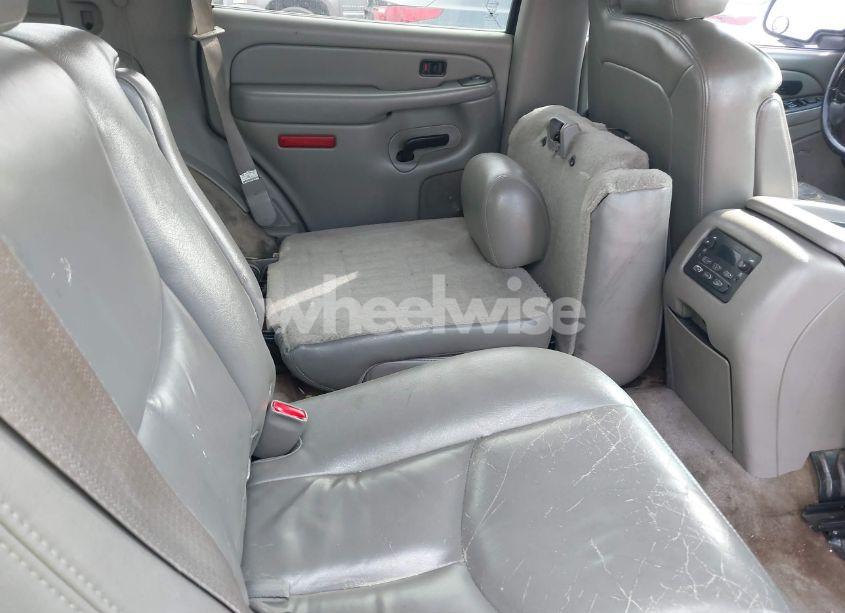 Photo 8 of 2006 Chevrolet Tahoe LT (VIN 1GNEC13Z96R126768)