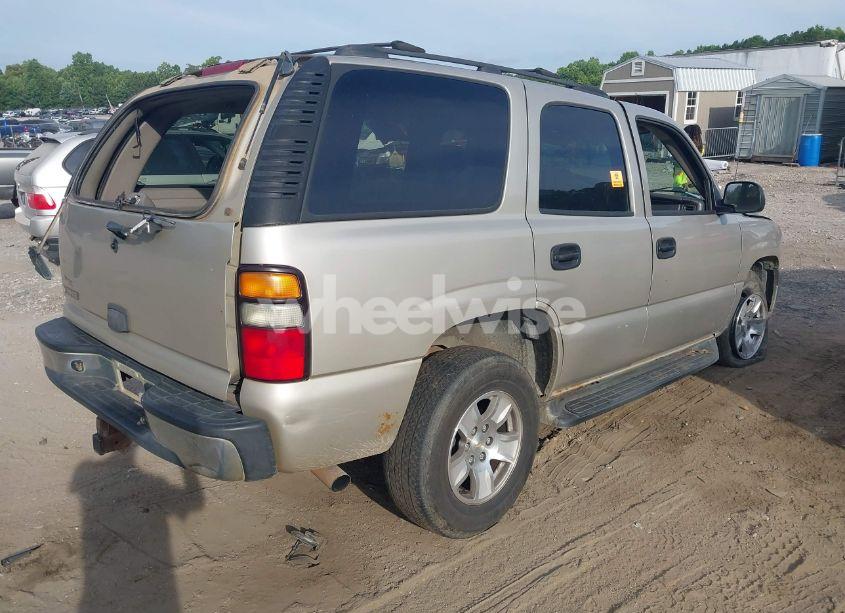Photo 4 of 2006 Chevrolet Tahoe LS (VIN 1GNEC13Z96R129251)